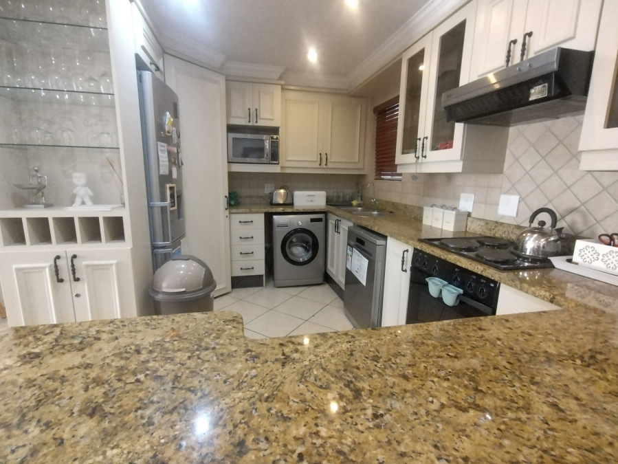 2 Bedroom Property for Sale in Jeffreys Bay Central Eastern Cape
